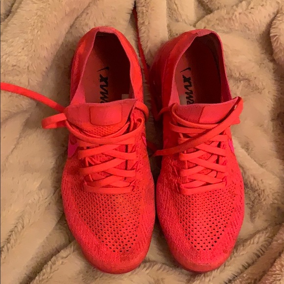 nike wmns air vapormax hyper punch womens